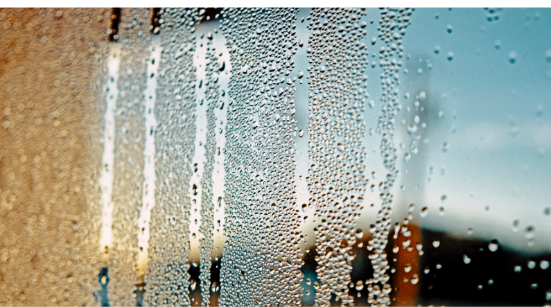 Condensa sui vetri: cause, effetti e soluzioni con i serramenti giusti