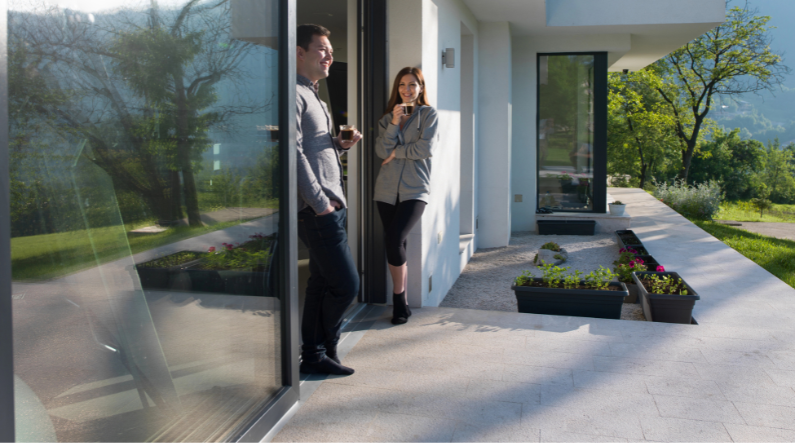 Infissi in alluminio per una casa ecosostenibile